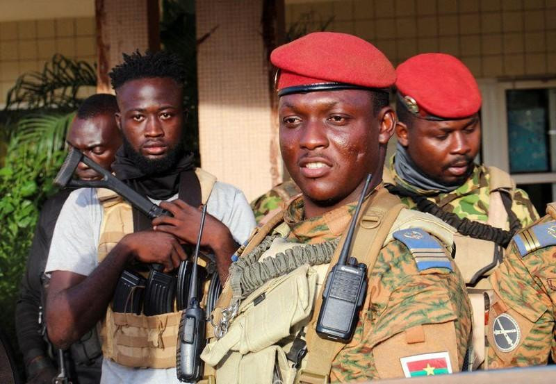 Đại úy Ibrahim Traore, thủ lĩnh cuộc đảo chính gần đây nhất tại Burkina Faso. (Ảnh: Reuters)