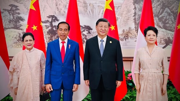 Tổng thống Indonesia Joko Widodo và Phu nhân chụp ảnh chung cùng Chủ tịch Trung Quốc Tập Cận Bình và Phu nhân. (Nguồn: Phủ Tổng thống Indonesia)