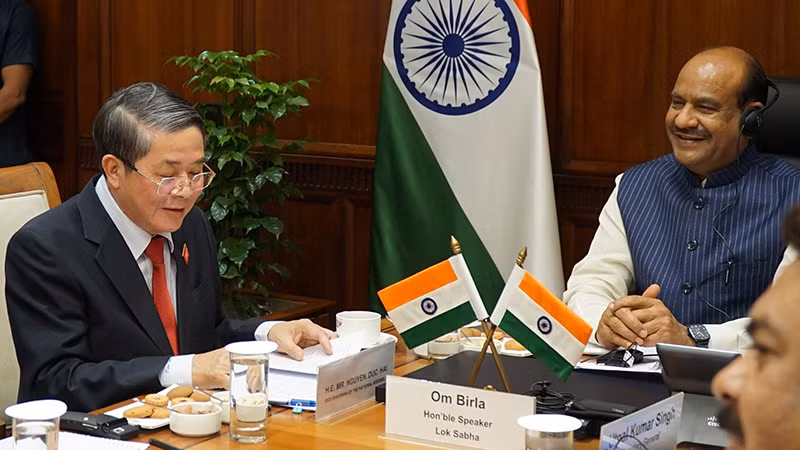  Phó Chủ tịch Quốc hội Nguyễn Đức Hải hội kiến Chủ tịch Hạ viện Ấn Độ Om Birla. Ảnh: Đài Tiếng nói Việt Nam cung cấp