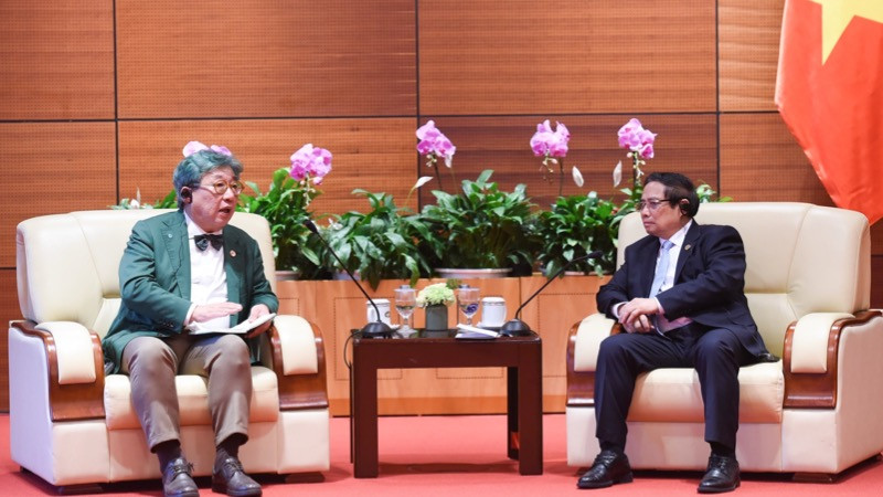 Thủ tướng Phạm Minh Chính tiếp ông Sang-Hyup Kim, Tổng Giám đốc Viện Tăng trưởng xanh toàn cầu (GGGI). (Ảnh: TRẦN HẢI)