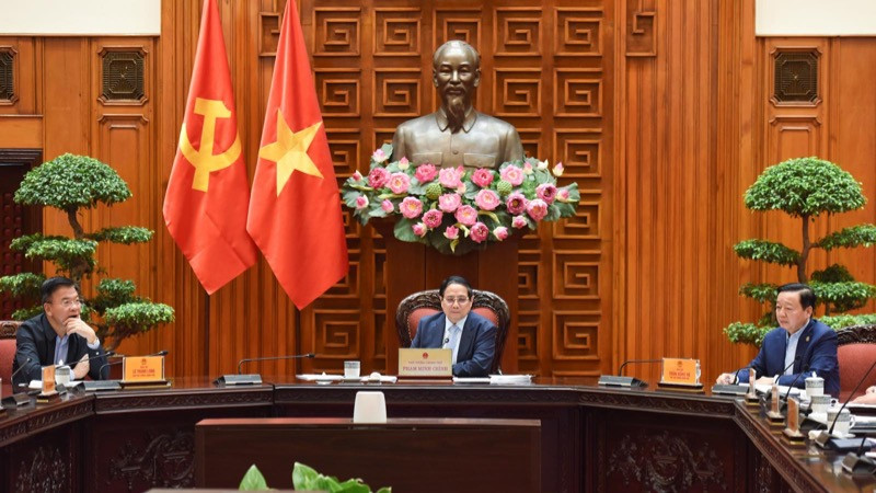 Thủ tướng Phạm Minh Chính chủ trì cuộc họp của Thường trực Chính phủ trực tuyến với 4 tỉnh, thành phố vùng Đồng bằng sông Cửu Long về dự án cao tốc Châu Đốc-Cần Thơ-Sóc Trăng. (Ảnh: TRẦN HẢI)