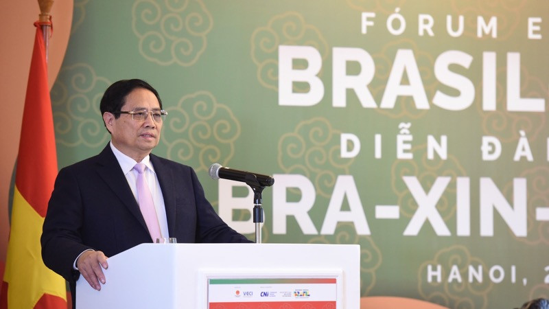 Thủ tướng Phạm Minh Chính phát biểu ý kiến tại Diễn đàn Kinh tế Việt Nam-Brazil. (Ảnh: TRẦN HẢI)