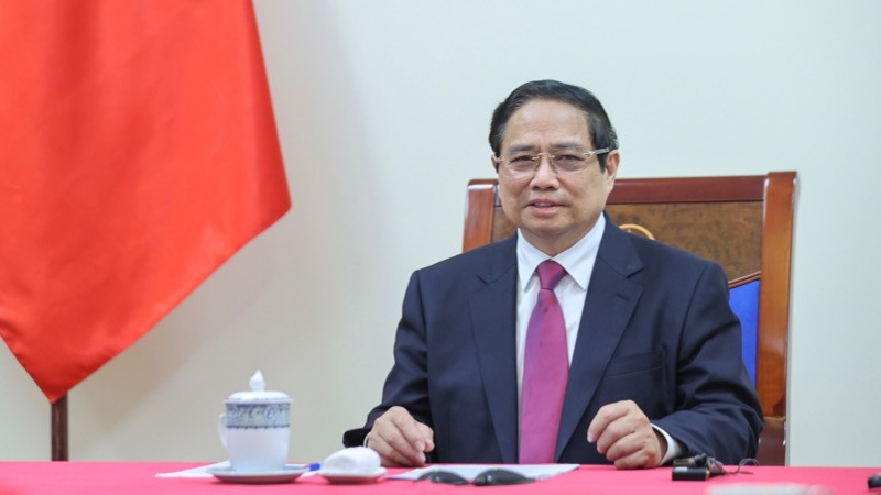 Thủ tướng Chính phủ tại cuộc điện đàm (Ảnh: TRẦN HẢI). 