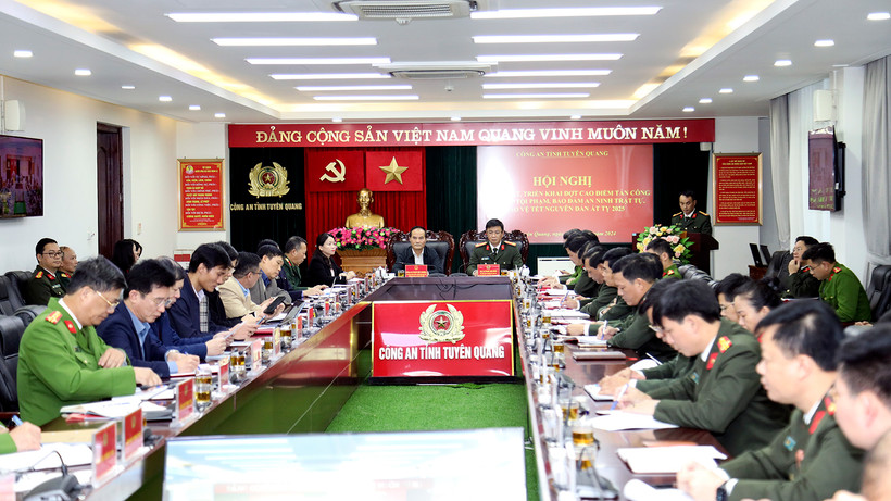 Các đại biểu dự hội nghị.