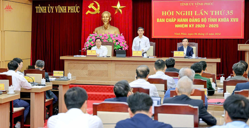 Hội nghị Ban Chấp hành Đảng bộ tỉnh Vĩnh Phúc bàn về tinh gọn bộ máy.