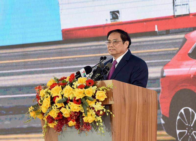 Thủ tướng Phạm Minh Chính phát biểu tại lễ xuất khẩu lô xe ô-tô điện đầu tiên của Vinfast.