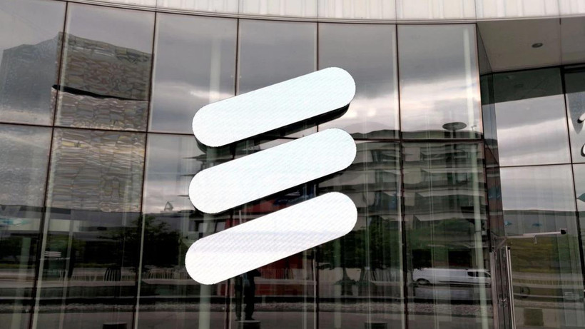 Logo của Ericsson tại trụ sở ở Stockholm, Thụy Điển. (Ảnh: Reuters)