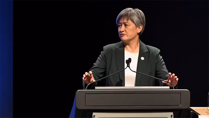 Bộ trưởng Ngoại giao Australia Penny Wong phát biểu trong Diễn đàn hợp tác hàng hải của Hội nghị cấp cao đặc biệt ASEAN-Australia, tại Melbourne, Australia ngày 4/3/2024. (Ảnh: REUTERS)