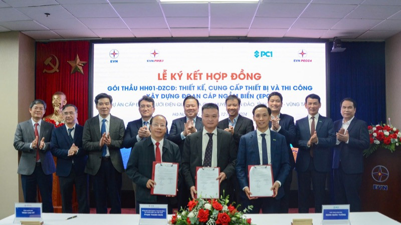 Quang cảnh lễ ký kết (Ảnh: EVN). 