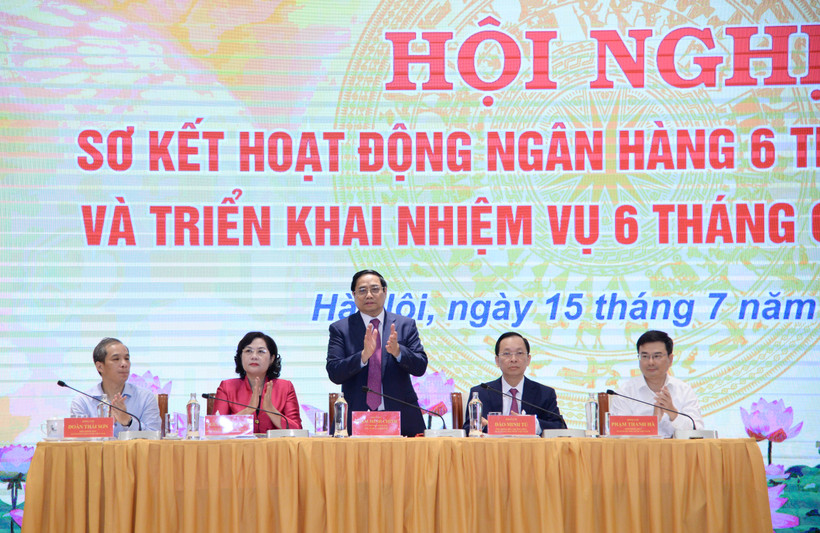 Thủ tướng Phạm Minh Chính dự và chỉ đạo Hội nghị sơ kết hoạt động ngân hàng 6 tháng đầu năm và triển khai nhiệm vụ 6 tháng cuối năm 2023. (Ảnh: THANH GIANG)