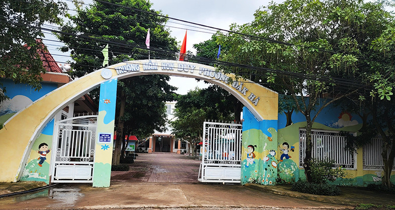 Trường Mầm non tư thục Duy Phương ngụ tại số 16 đường Nguyễn Trãi, thị trấn Đăk Hà.
