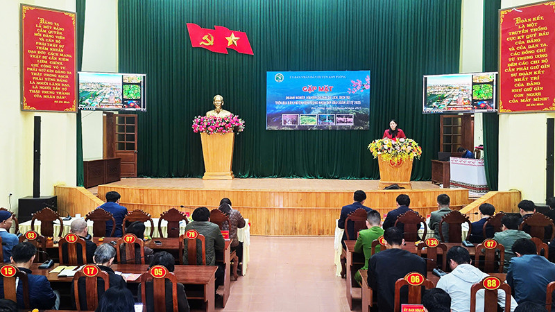 Quang cảnh buổi gặp mặt