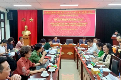 Hội thảo thu hút đông đảo các nhà nghiên cứu, nhà quản lý văn học nghệ thuật.