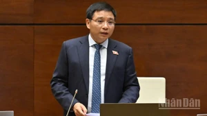 Bộ trưởng Tài chính Nguyễn Văn Thắng phát biểu. (Ảnh: THỦY NGUYÊN)