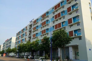 Dự án Nhà ở xã hội Định Hòa (giai đoạn 1) phường Bình Dương đã xây dựng khoảng 3.700 căn hộ, mang lại chỗ ở ổn định cho khoảng 7.000 người lao động. (Ảnh: THẾ ANH)