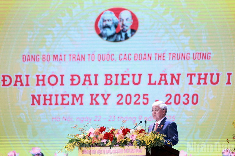 Comrade Do Van Chien spoke at the Congress. image2.jpg