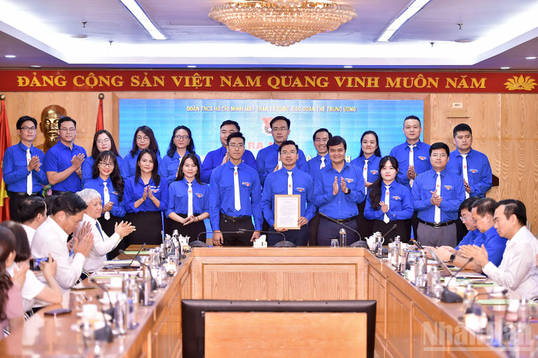 ndo_br_miu-1620.jpg