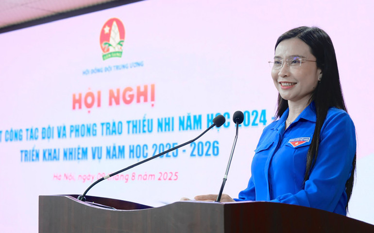 Đồng chí Nguyễn Phạm Duy Trang, Bí thư Trung ương Đoàn, Chủ tịch Hội đồng Đội Trung ương, phát biểu ý kiến tại Hội nghị. 66ff4ff523a5abfbf2b4.jpg