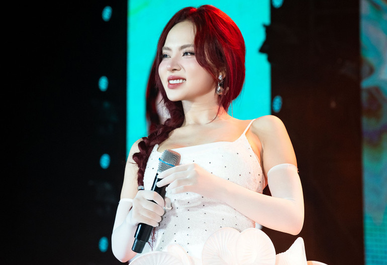 ngo-lan-huong-2.jpg