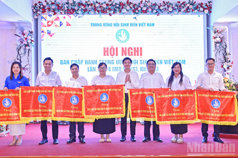ndo_br_miu-3040.jpg