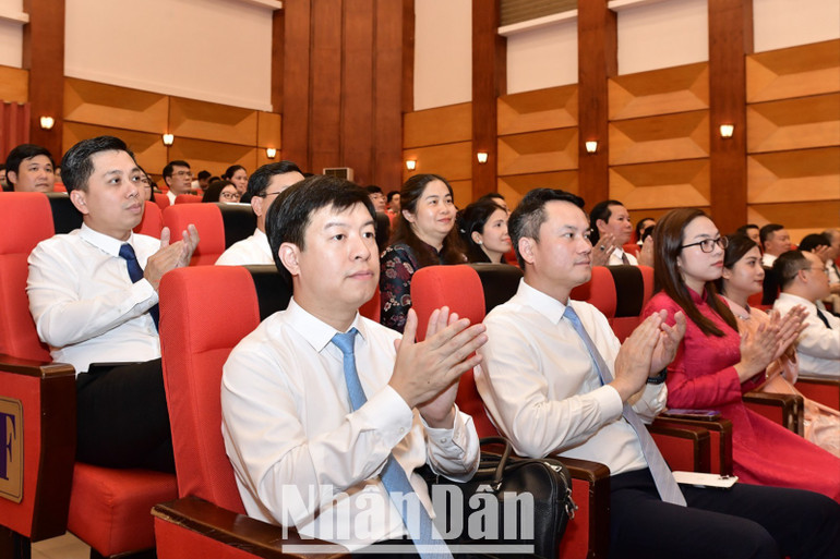 Các đại biểu dự Hội nghị. miu-2708-8520.jpg