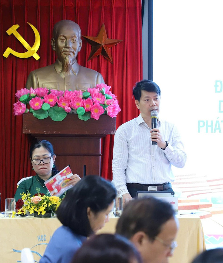 9230ab3714bca0e2f9ad.jpg