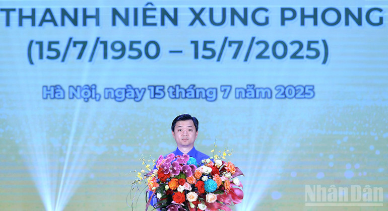 Đồng chí Nguyễn Minh Triết phát biểu tại buổi lễ. ndo_br_miu-3934.jpg