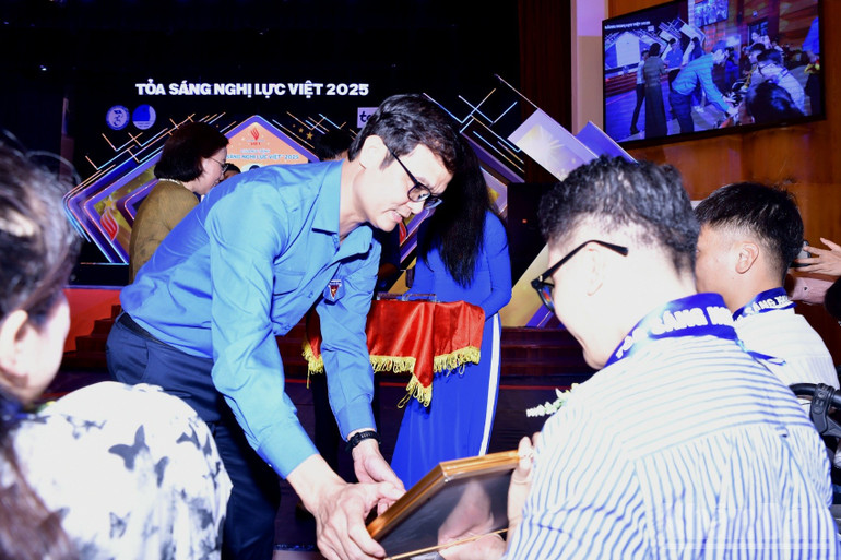ndo_br_1000031136.jpg