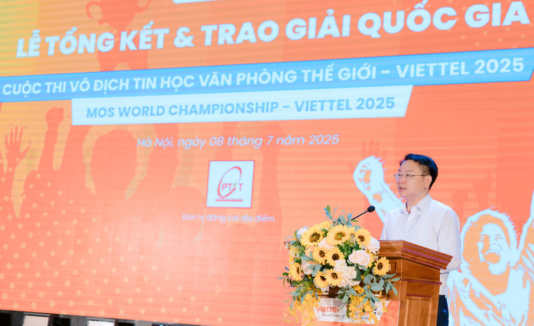 Giám đốc Trung tâm Phát triển Khoa học, Công nghệ và Tài năng trẻ (Cytast-trực thuộc Trung ương Đoàn, đơn vị thường trực mùa giải) Trần Hữu thông tin về kết quả cuộc thi năm nay. dsc00539.jpg