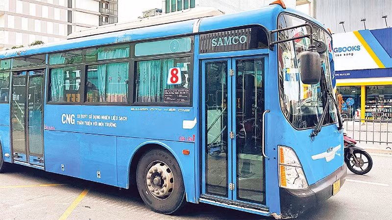 Xe buýt sử dụng khí CNG hoạt động trong nội thành Thành phố Hồ Chí Minh.