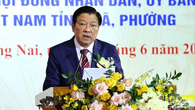 Đồng chí Phan Đình Trạc đánh giá, hợp nhất Đồng Nai và Bình Phước sẽ tạo nên lợi thế, sức cạnh tranh vượt trội cho tỉnh Đồng Nai mới. ndo_br_599a7217-resize-3383.jpg
