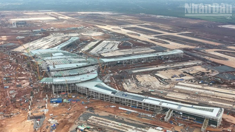 Cảng hàng không quốc tế Long Thành cơ bản hoàn thành cuối năm 2025 mở ra không gian phát triển mới cho tỉnh Đồng Nai. ndo_tr_z6753748360052-972b8b0995dbad496f1cc03e3e136da0-resize-9453.jpg