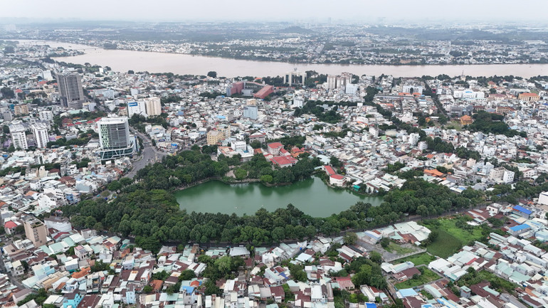 Một góc đô thị phường Trấn Biên. dji-20250729105911-0349-d-resize.jpg