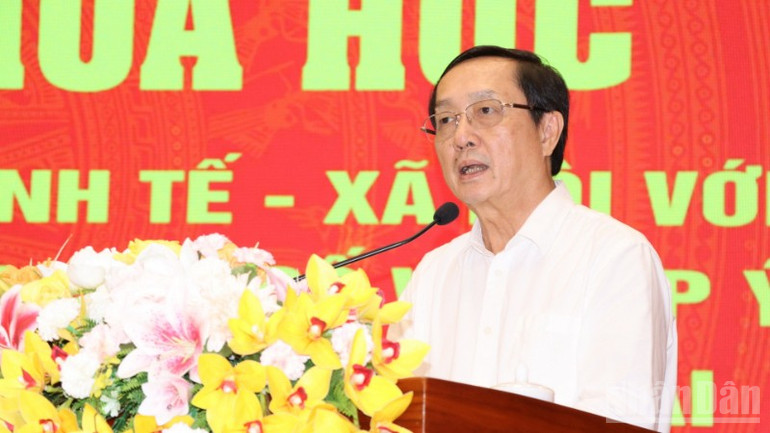 Phó Giáo sư, Tiến sĩ Huỳnh Thành Đạt, Ủy viên Trung ương Đảng, Phó trưởng Ban Tuyên giáo và Dân vận Trung ương phát biểu gợi mở một số nội dung trọng tâm. ndo_br_2-resize-9370.jpg