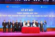 Ký kết Thỏa thuận hợp tác hỗ trợ chuyển đổi số giữa Hội Doanh nghiệp tỉnh Hà Nam và VNPT Hà Nam.