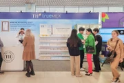 Khu vực gian hàng giới thiệu sản phẩm của Tập đoàn TH tại Global Expo Vladivostok 2024 thu hút nhiều khách hàng tham quan, trải nghiệm sản phẩm.