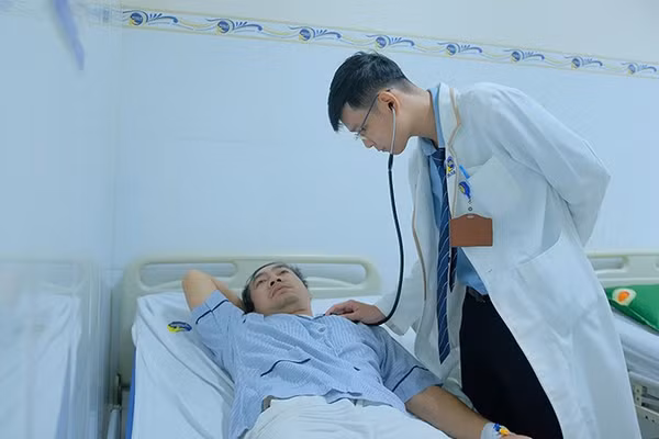 Hơn 10 trường hợp sốt xuất huyết diễn tiến sốc đã vượt qua giai đoạn nguy hiểm. (Ảnh: CTV)