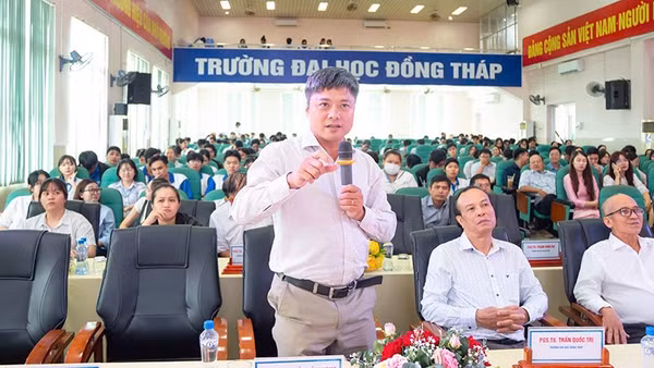 Quang cảnh hội thảo.