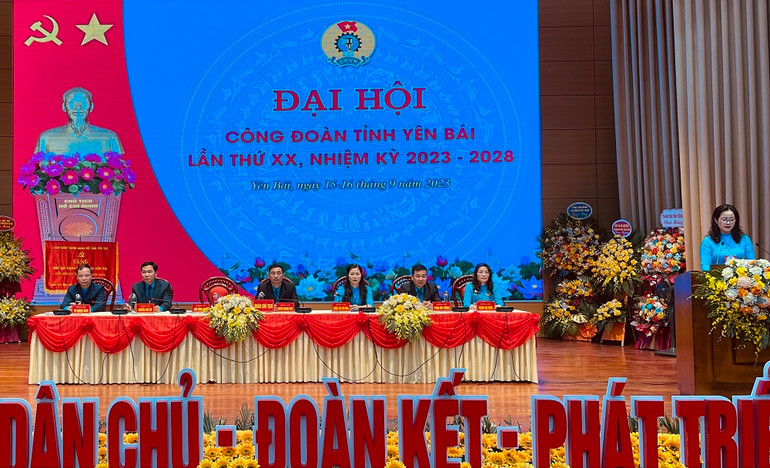 Đoàn chủ tịch Đại hội. Đoàn chủ tịch Đại hội.