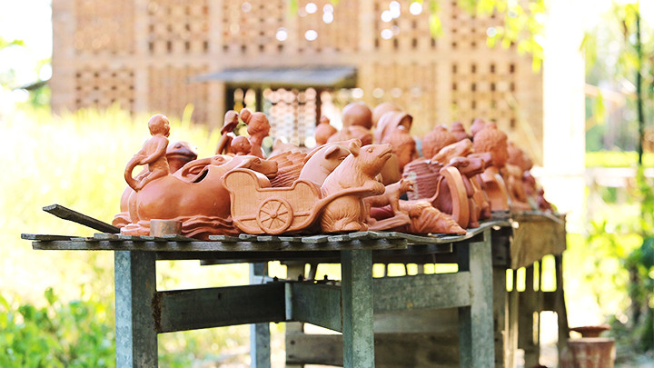 Những món quà lưu niệm độc đáo.