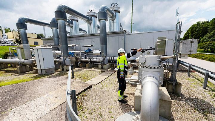 Đức đang tìm kiếm các nguồn cung năng lượng thay thế Nga. Ảnh: AP