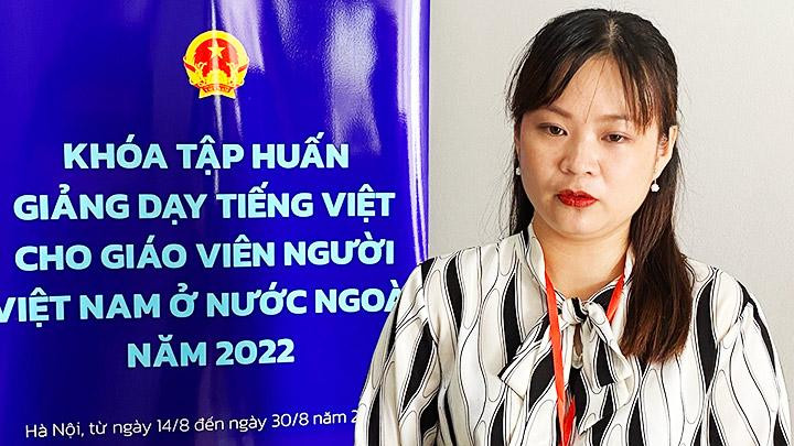 Cô Phạm Phi Hải Yến hết lòng với lớp “Líu lo tiếng Việt”.