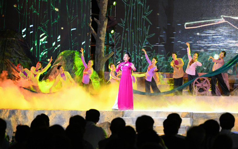 Các tiết mục tại chương trình.