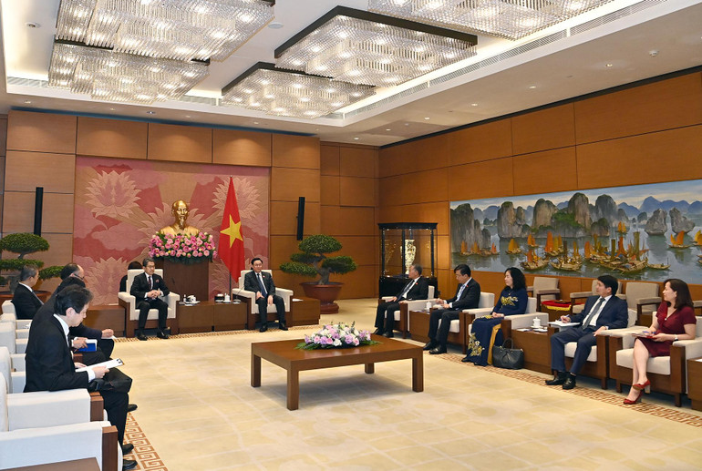 Quang cảnh buổi tiếp. (Ảnh Duy Linh)