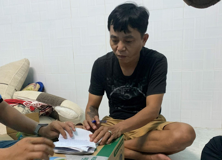 Đối tượng Nguyễn Văn Tuấn.