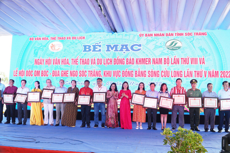 Các đơn vị tham gia Ngày hội nhận Bằng khen của Bộ Văn hóa, Thể thao và Du lịch