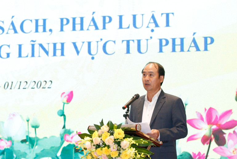 Theo ông Nguyễn Văn Hồi, Thứ trưởng Lao động-Thương binh và Xã hội, vẫn còn nhiều bất cập liên quan đến phát triển công tác xã hội.