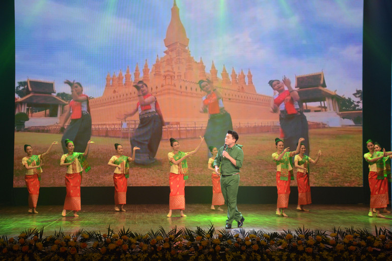 Một tiết mục văn nghệ tại chương trình.