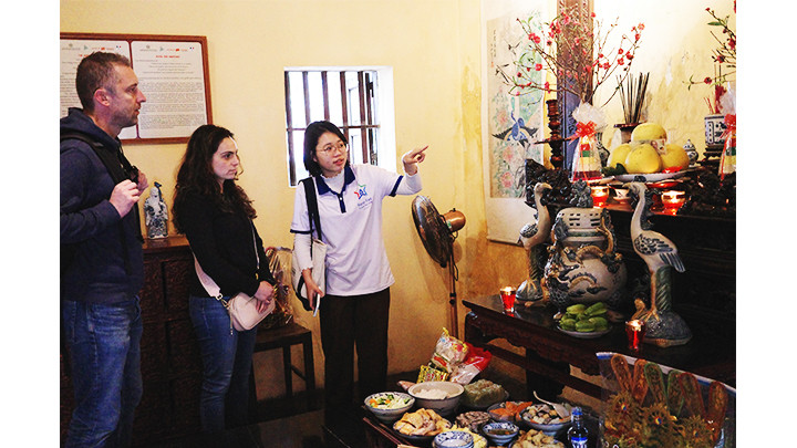 Tìm hiểu phong tục Tết cổ truyền tại ngôi nhà di sản 87 Mã Mây (Hoàn Kiếm). Tìm hiểu phong tục Tết cổ truyền tại ngôi nhà di sản 87 Mã Mây (Hoàn Kiếm).