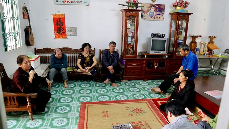 Người dân tổ 8, phường Tân Thịnh, thành phố Hòa Bình bức xúc vì quy hoạch "treo" nhiều năm nay không được tháo gỡ.